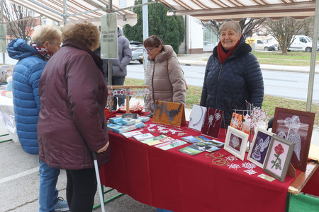 BOŽIČNI SEJEM Z OBISKOM TREH DOBRIH MOŽ 14 FOTO LJUBO VUKELIČ